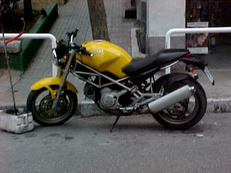 Yanni's Ducati Monster